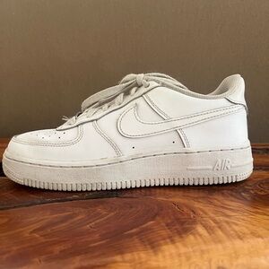 Nike Air Force 1 5.5Y (women’s 7)